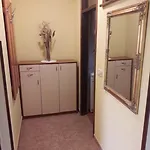 Angela Apartment Zbandaj